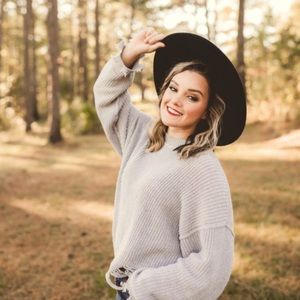 Meet your Posher, Abbi